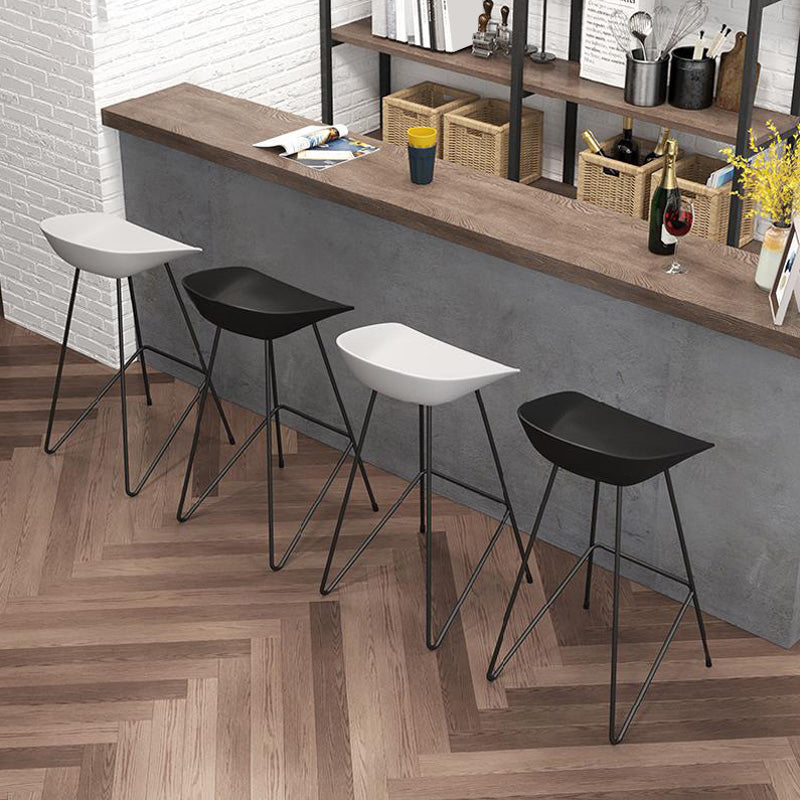 Nordic Armless Backrest Counter Stool Iron Kitchen Bar Stool with Acrylic Seat