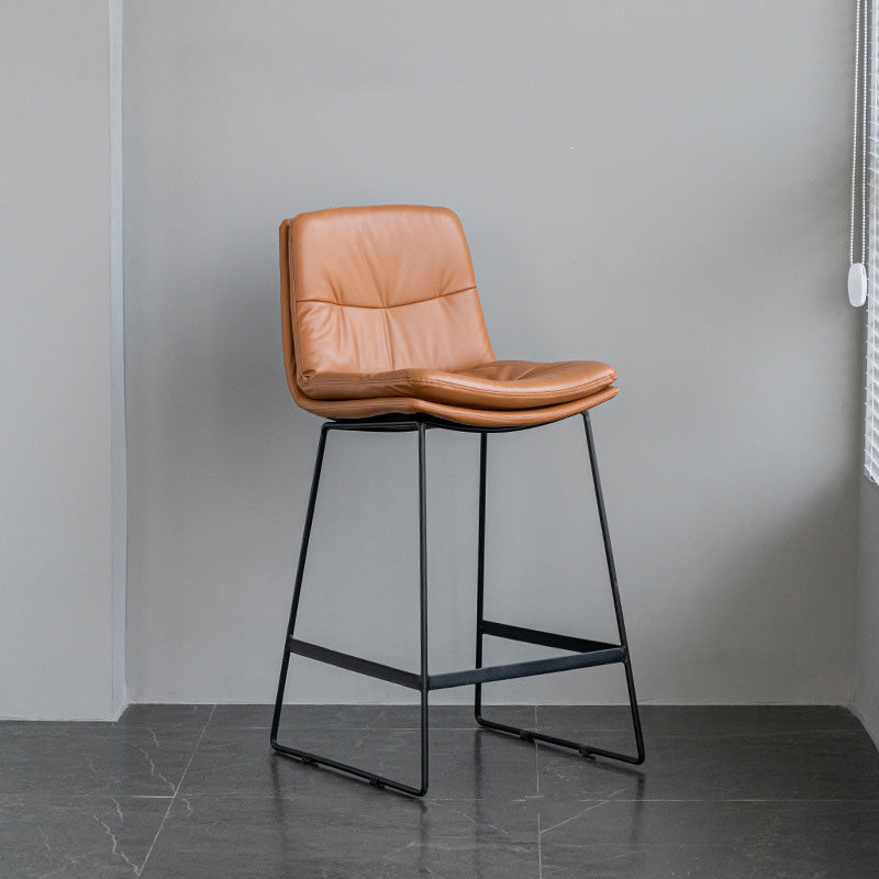 Scandinavian Armless Beauty Salon Stool Matte Finish Upholstered Bar Stools