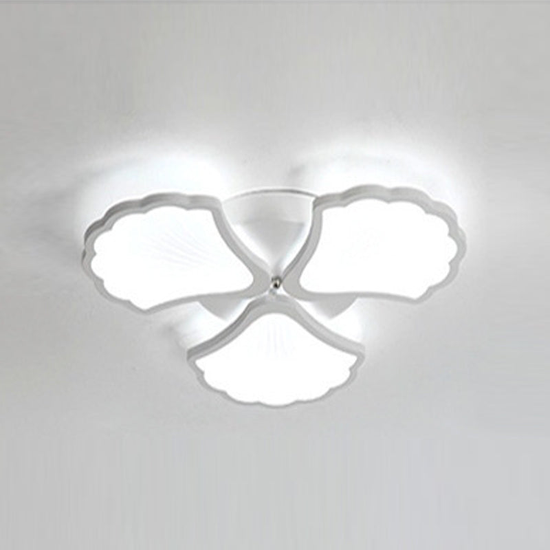 Ceiling Mounted Light Simple Metal Living Room LED Ceiling Lamp in White