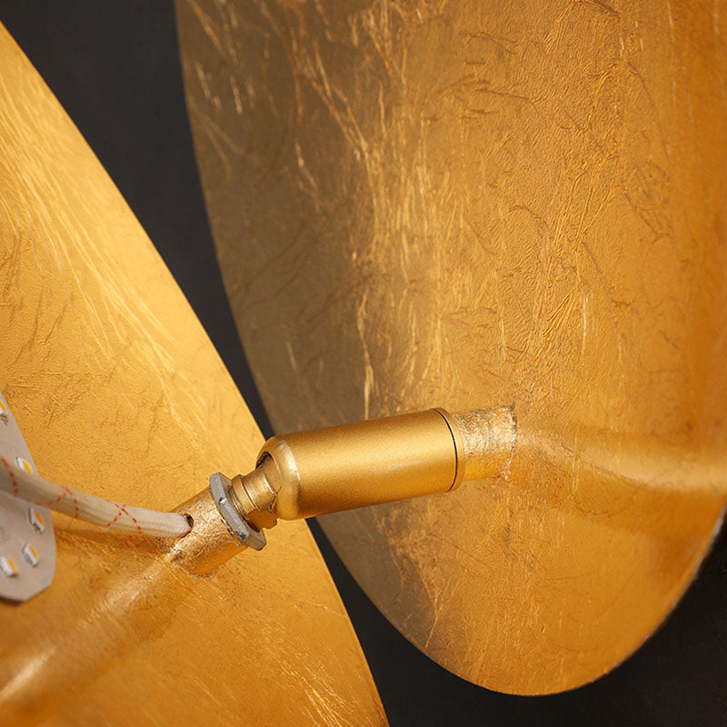 Modern Style Wall Mount Light Rotatable LED Wall Sconce Light with Metal Shade