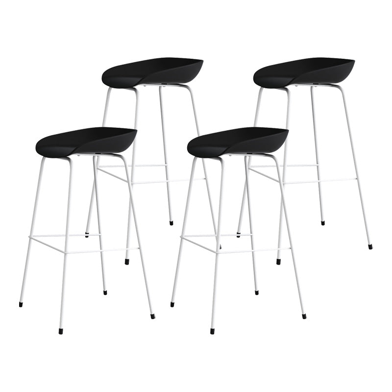 Contemporary Style Bar-stool Plastic Counter Bar Stool with Metal Legs for Kitchen