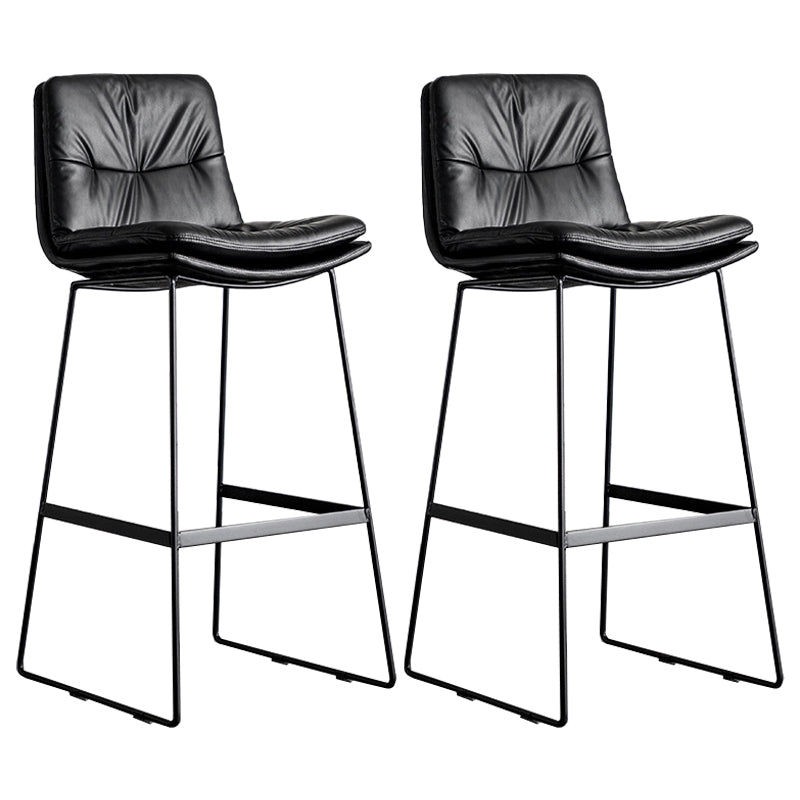 Scandinavian Low Back Coffee Shop Matte Finish Upholstered Bar Stools