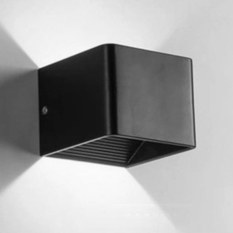 Geometry Shape Wall Lighting Modern Style Metal 2 Lights Sconce Lamp for Living Room