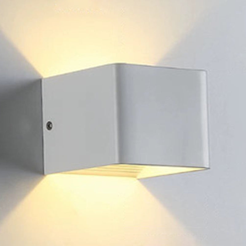 Geometry Shape Wall Lighting Modern Style Metal 2 Lights Sconce Lamp for Living Room