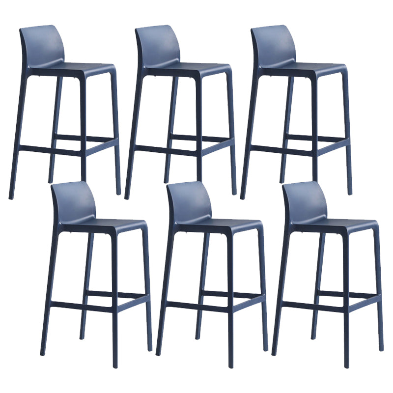 Contemporary Stackable Bar-stool Plastic Counter Bar Stool with Plastic Legs for Home