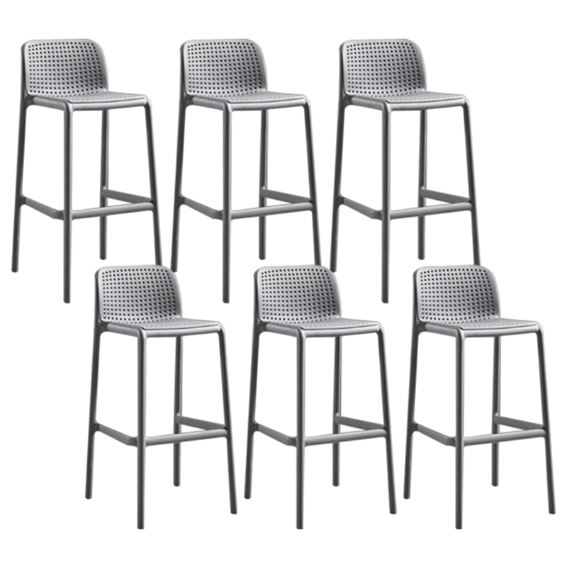 Contemporary Style Bar-stool Plastic Counter Bar Stool with Plastic Legs for Home