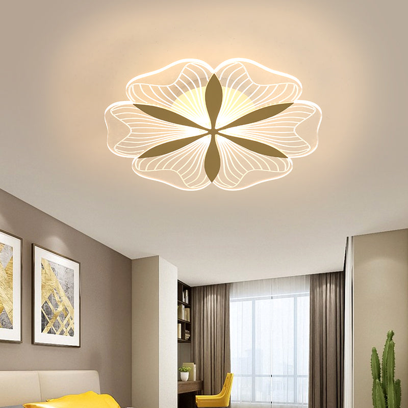 Metal Flower Shape Flush Ceiling Light Modern Style 1 Light Flush Mount Lighting