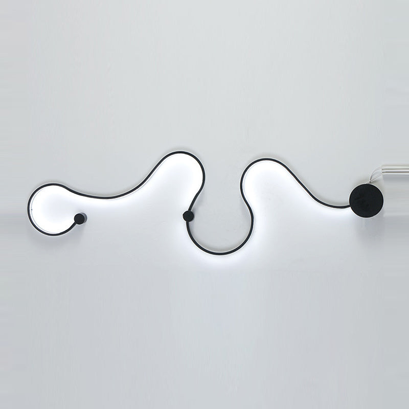Simplicity Curvaceous Wall Sconce Light Living Room Background LED Wall Light