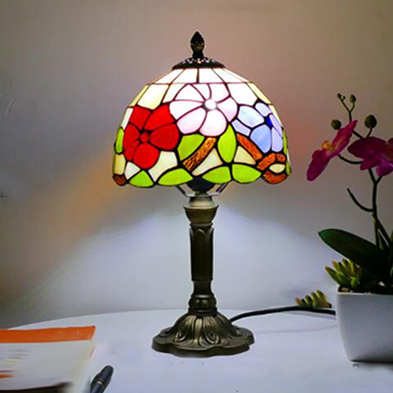 Tiffany Style Table Lamp 1-Light Desk Light with Glass Shade for Living Room