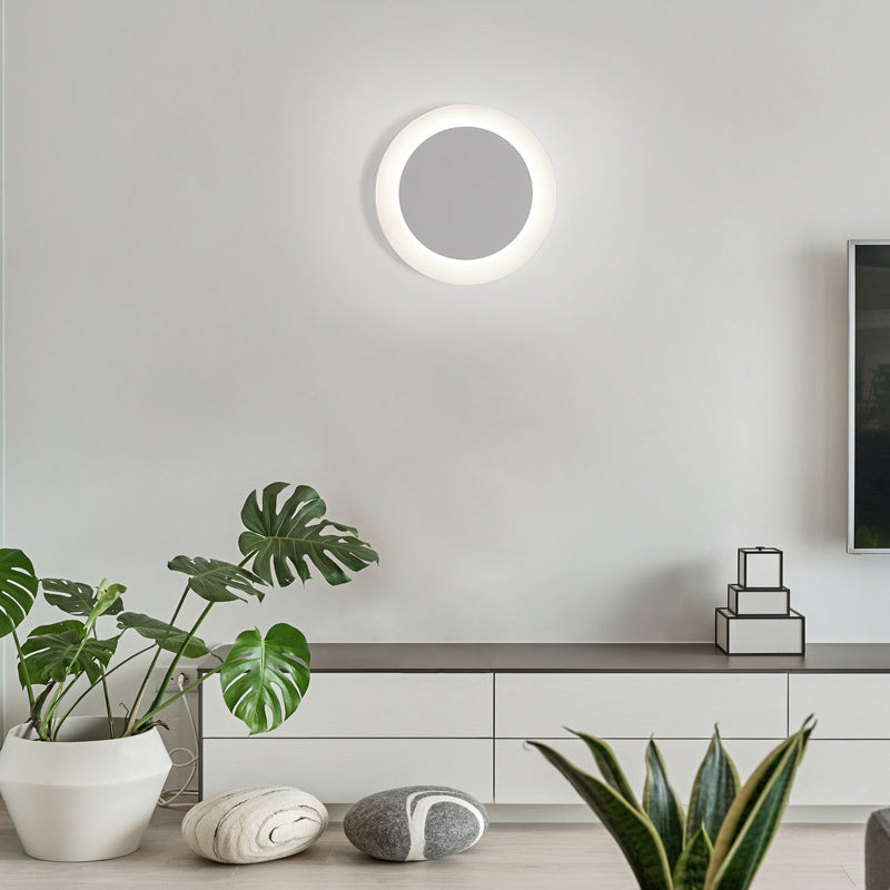 Modern Style Circle Shape Wall Sconce Metal 1 Light Wall Lighting for Bedroom