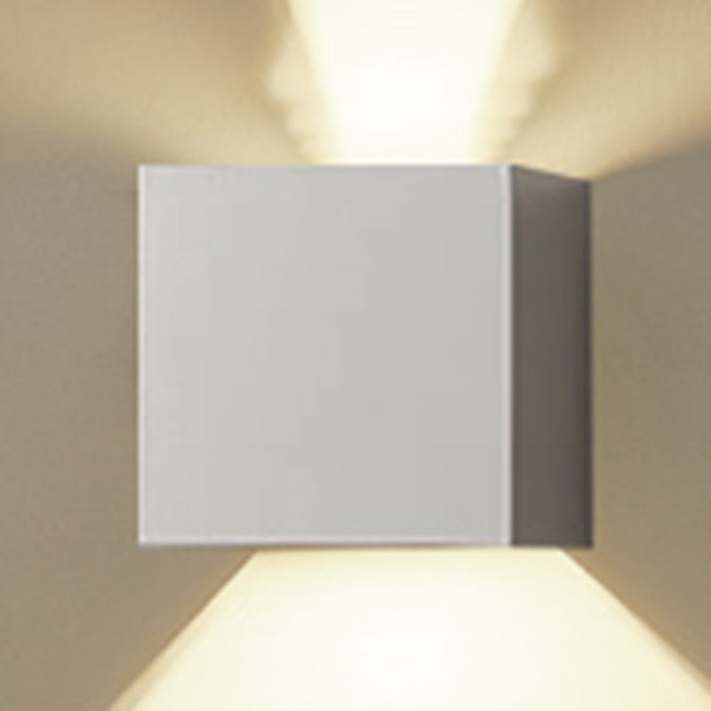 Square Shade Metal Wall Sconce Modern Style 2 Lights Wall Lighting Fixtures