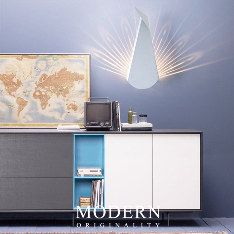 Unique Shade Metal Wall Sconce Modern Style 1-Light Wall Lighting Fixtures