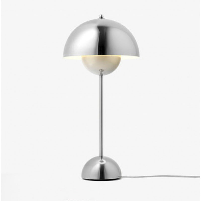 Modern Style Mushroom Shape Table Lighting Metal 1 Light Table Lamp for Bedroom