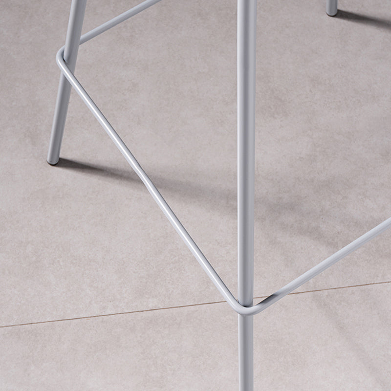 Contemporary Style Bar Stool Plastic Counter Bar Stool with Metal Legs