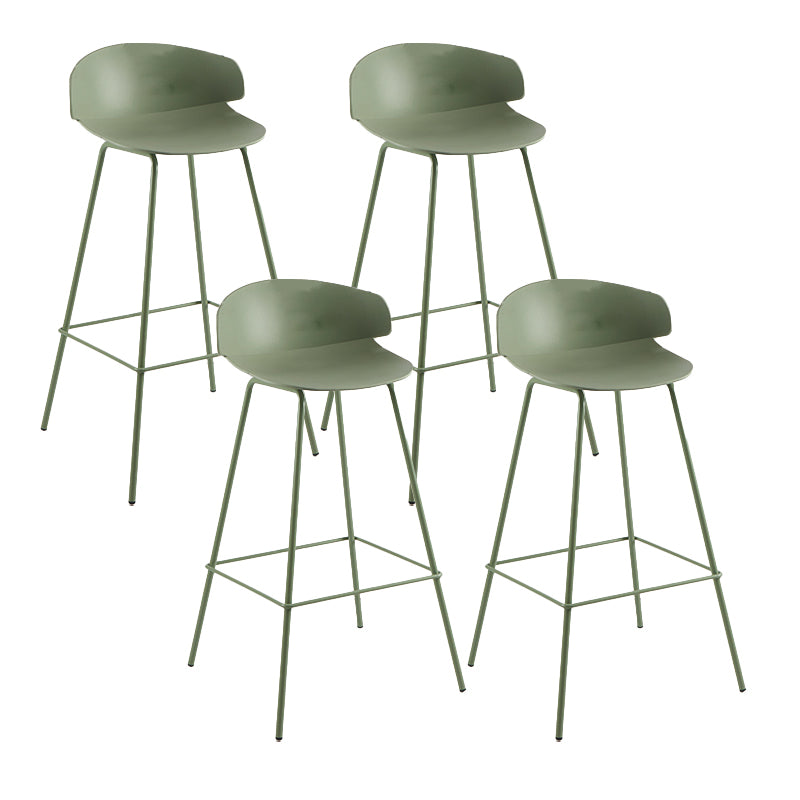 Contemporary Style Bar Stool Plastic Counter Bar Stool with Metal Legs