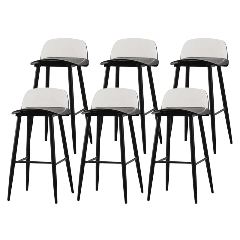Coffee Shop Footrest Scandinavian Stool Matte Finish Plastic Barstool