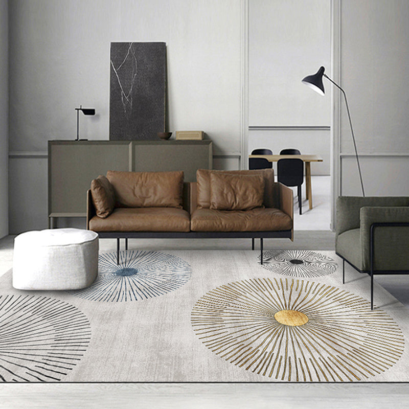 Brown Modern Rug Polyester Triangle Area Rug Stain Resistant Rug for Home Decor