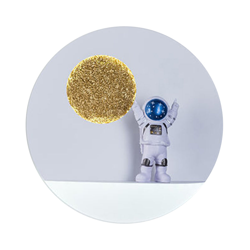 Creative Astronaut Wall Light Modern Style LED Wall Light Fixture for Bedroom