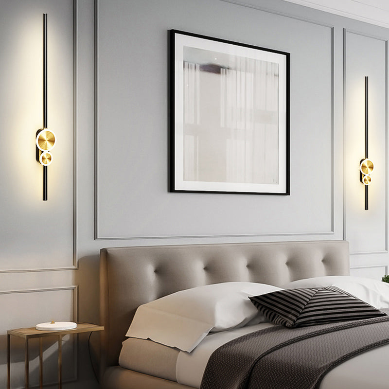 Linear Shape Metal Wall Lights Modern Style 3 Light Wall Mounted Light Fixtures in Black