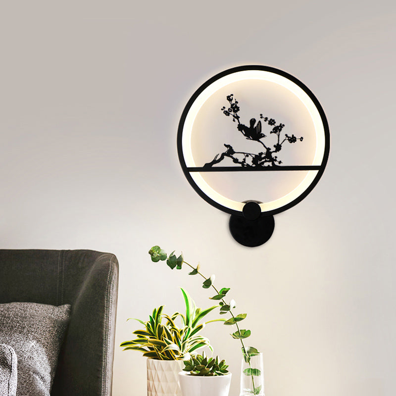 Unique Shape Metal Wall Light Modern Style 1-Light Wall Mounted Light Fixture in Black