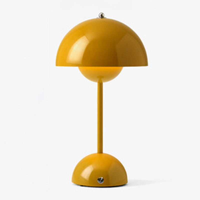 Round Shape Metal Table Lamp Modern Style 1 Light Table Light Fixtures
