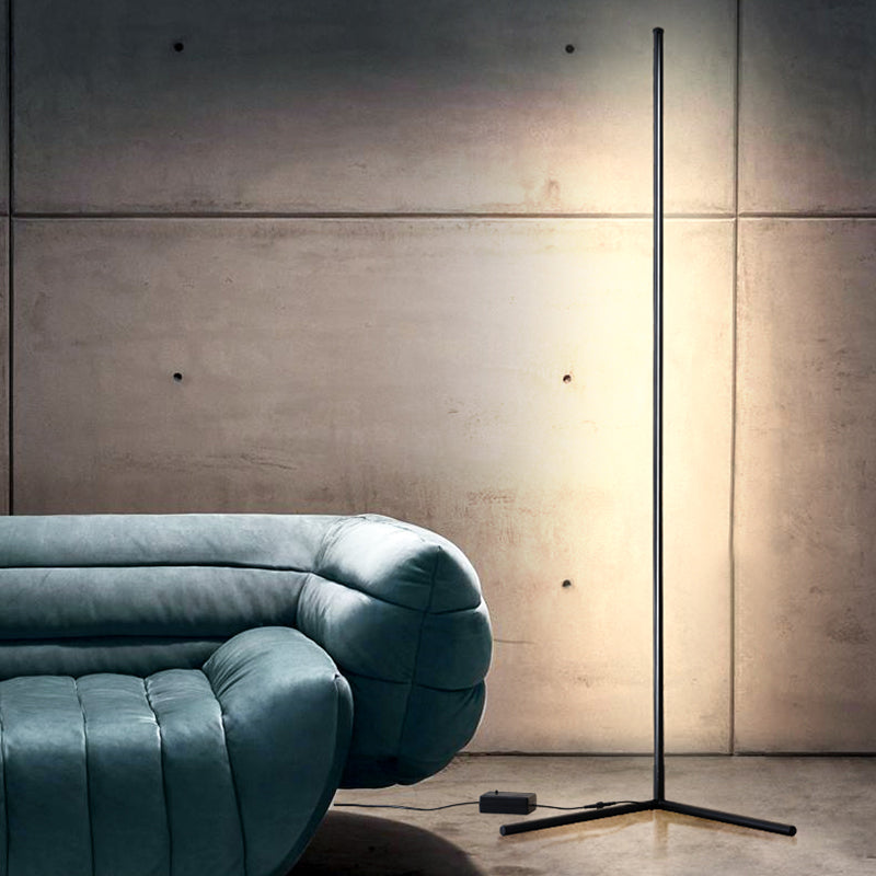 Contemporary Linear Floor Lamp Metal Black LED Floor Light for Living Room