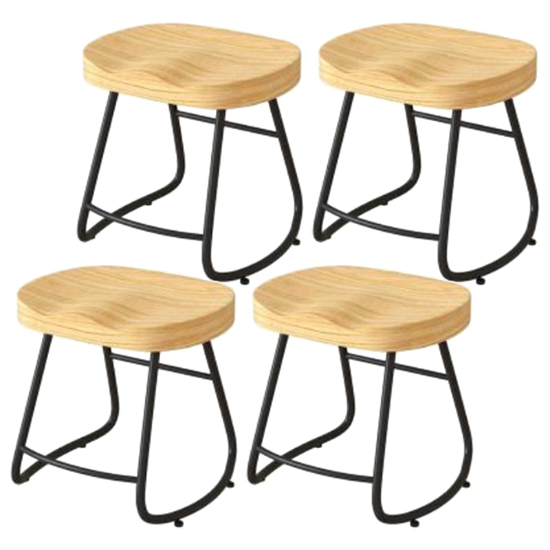 Modern Backrest Counter Stool Iron Milk Tea Shop Bar Stool with Wooden Seat and Pedal