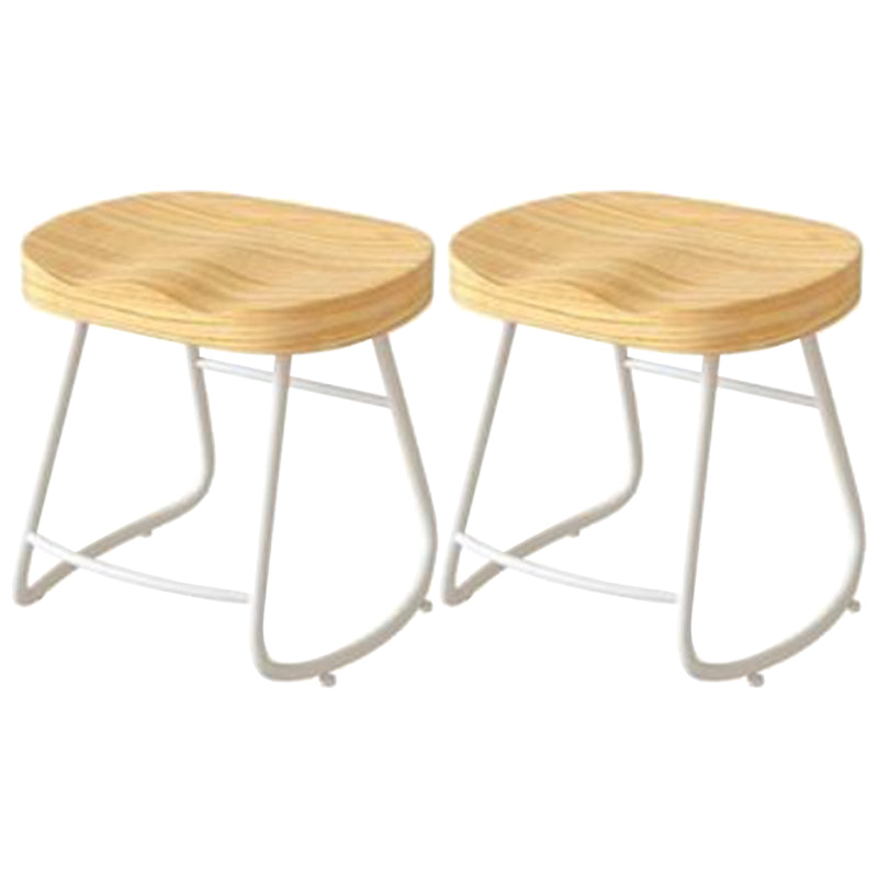 Modern Backrest Counter Stool Iron Milk Tea Shop Bar Stool with Wooden Seat and Pedal