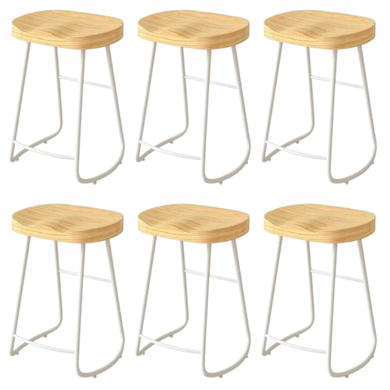 Modern Backrest Counter Stool Iron Milk Tea Shop Bar Stool with Wooden Seat and Pedal