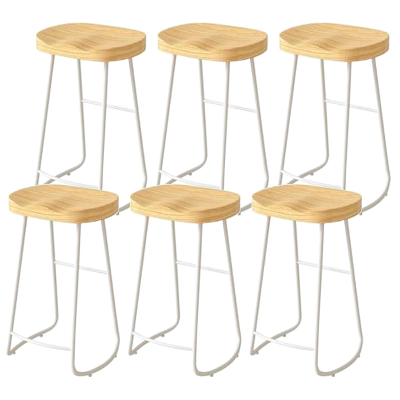 Modern Backrest Counter Stool Iron Milk Tea Shop Bar Stool with Wooden Seat and Pedal