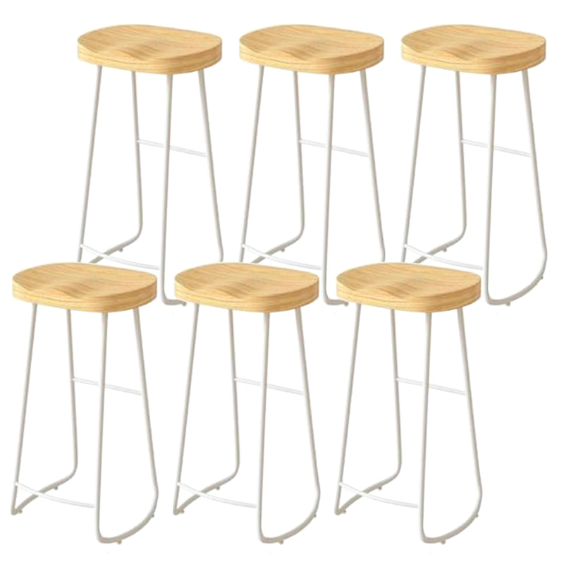Modern Backrest Counter Stool Iron Milk Tea Shop Bar Stool with Wooden Seat and Pedal
