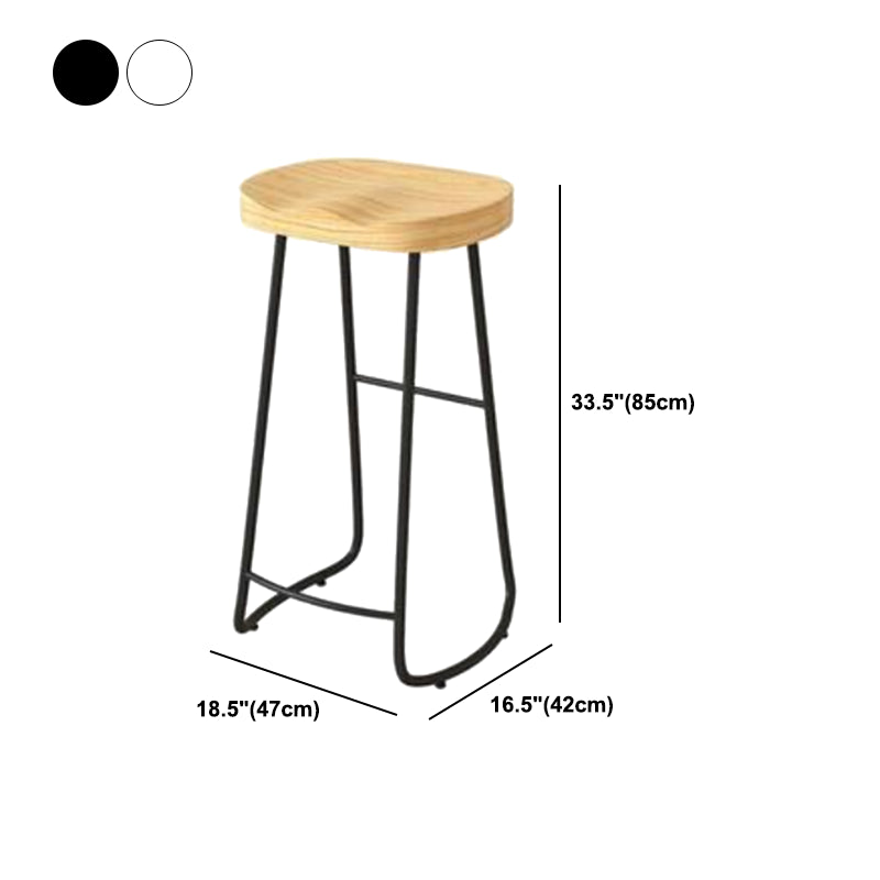 Modern Backrest Counter Stool Iron Milk Tea Shop Bar Stool with Wooden Seat and Pedal