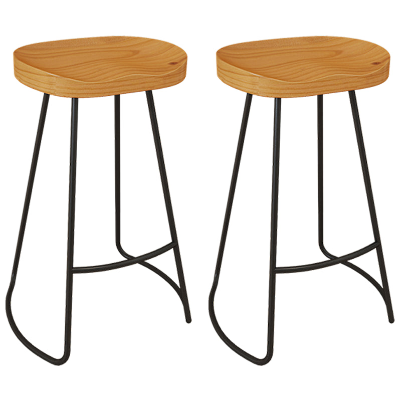 Modern Armless Counter Stool Iron Dessert Shop Bar Stool with Wooden Seat and Pedal