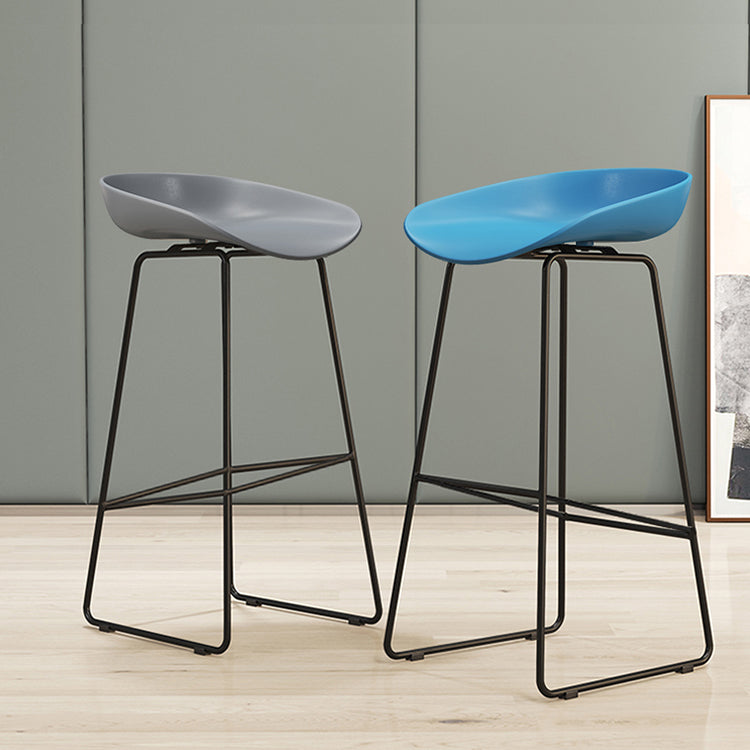 Modern Armless Backrest Counter Stool Iron Dessert Shop Bar Stool with Acrylic Seat