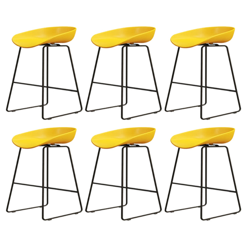 Modern Armless Backrest Counter Stool Iron Dessert Shop Bar Stool with Acrylic Seat