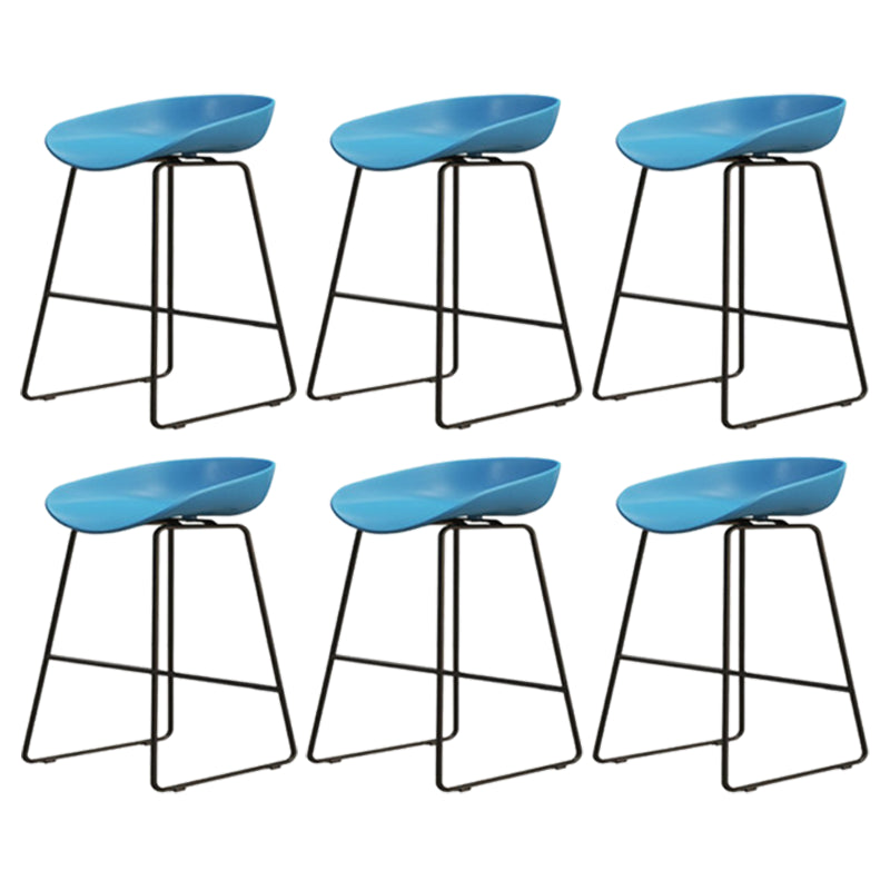 Modern Armless Backrest Counter Stool Iron Dessert Shop Bar Stool with Acrylic Seat