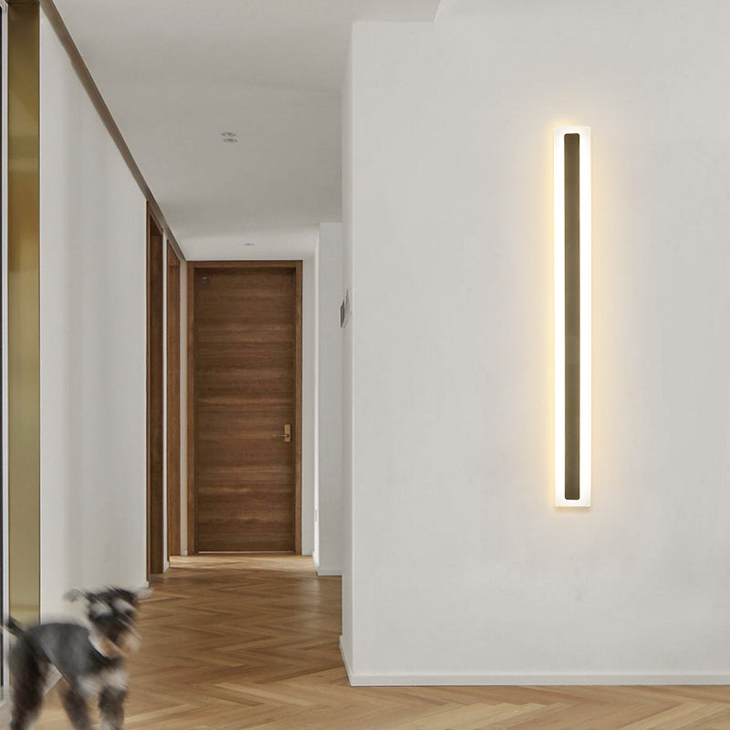 Metal Linear Shade Wall Sconce Modern Style 1- Light Wall Mounted Light in Black