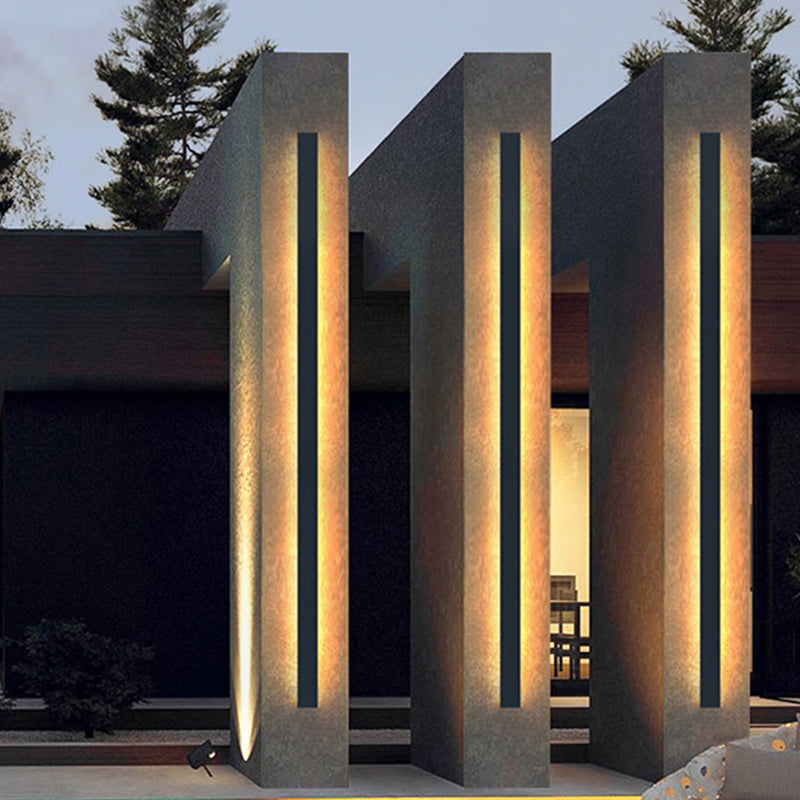 Metal Linear Shade Wall Sconce Modern Style 1- Light Wall Mounted Light in Black