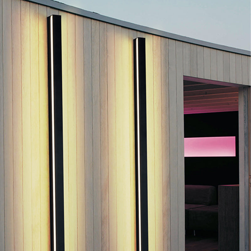 Metal Linear Shade Wall Sconce Modern Style 1- Light Wall Mounted Light in Black