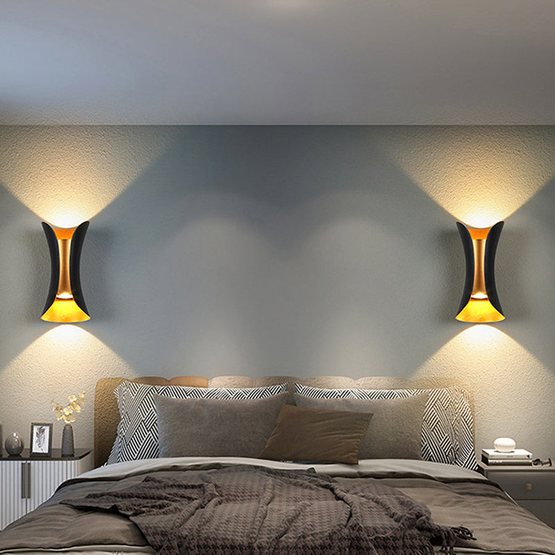 Contemporary Aluminum Wall Light Geometric Shape 2 Lights Wall Sconce for Bedroom