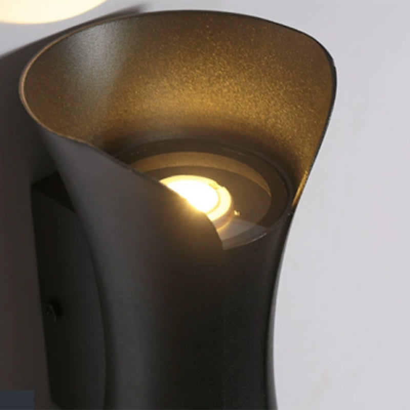 Sconce Light Fixture Minimalist Style Metal LED Wall Lighting Fixture