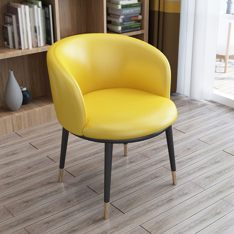 Faux Leather Contemporary Dining Chair with 4 Legs Matte Finish Solid Back Chair