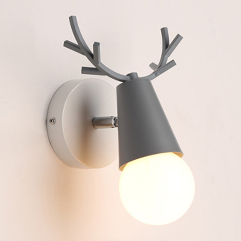 Modern Style Unique Shape Wall Sconce Metal Sconce Lighting for Bedroom