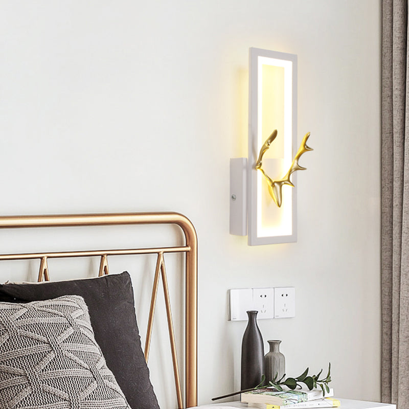 Metal Square Shape Wall Light Modern Style 1 Light Wall Mounted Light Fixture