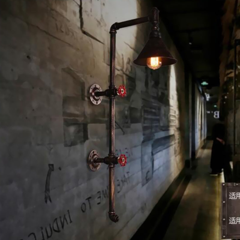 Black crayon bras applique luminaire