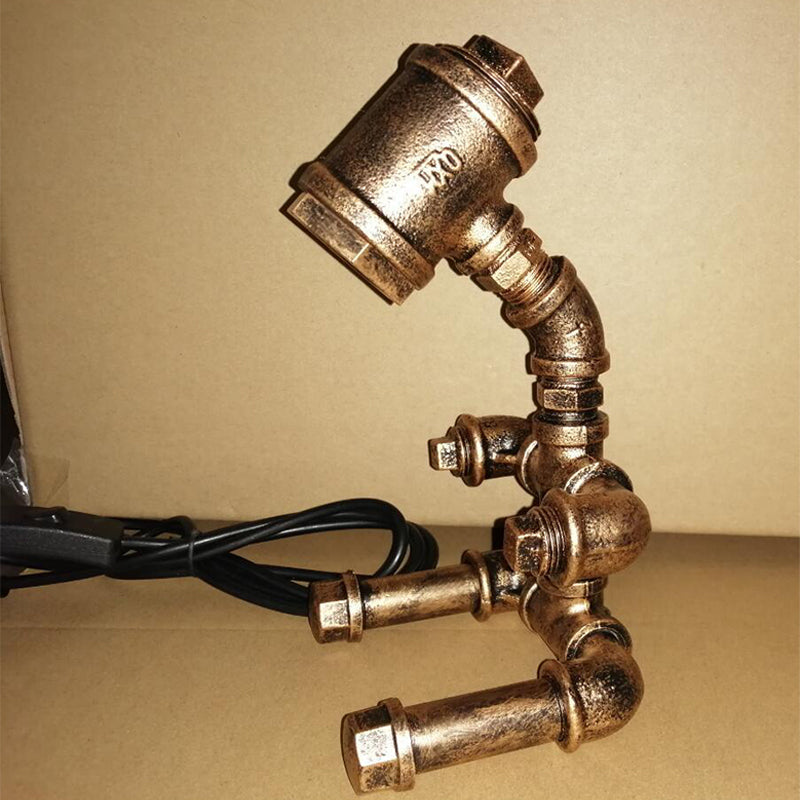 Lampada da tavolo industriale in metallo con lampada da comodino a 1 testa, piccola lampada da scrivania robot seduto in ottone con cavo di collegamento