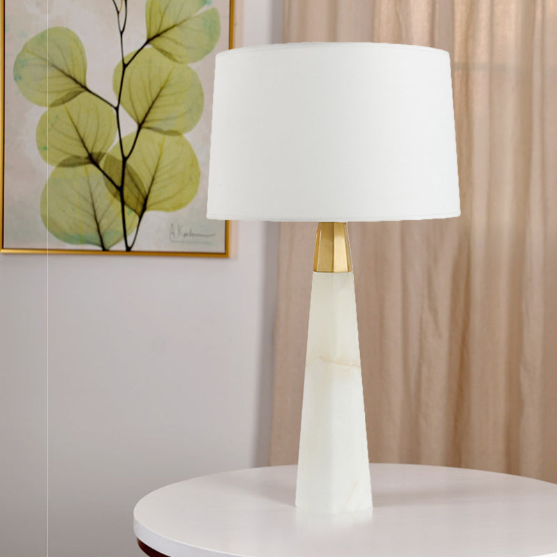 Contemporary Tapered Drum Task Lighting Fabric 1 Head Night Table Lamp in White