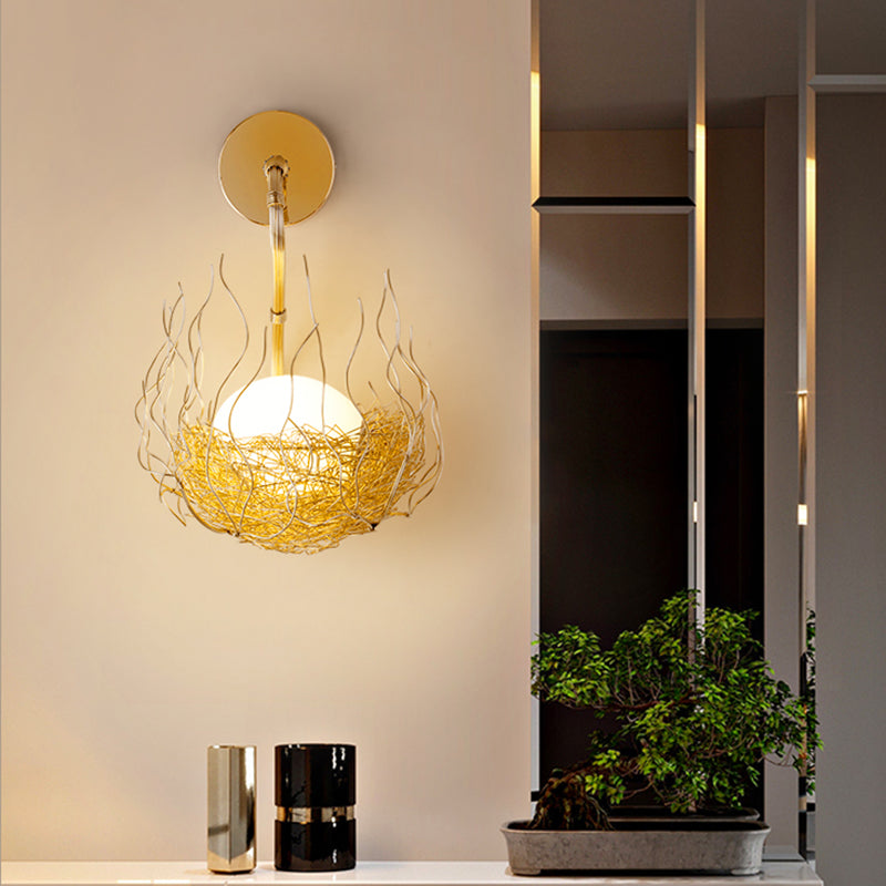 Globe Glass Wand Licht armatuur met gouden nestontwerp Postmodern 1 licht SCONCE LICHT, 8,5 "/10" breed