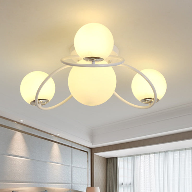 4-Lamp Slaapkamer Flush Verlichting Modernisme Wit/Zwart Plafond Flush Mount met ronde melk glas Shade