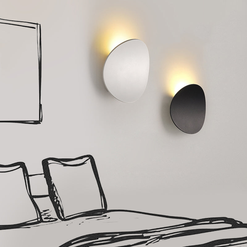 Round Metal Wall Sconce Modern Style 1-Light Wall Mount Lighting